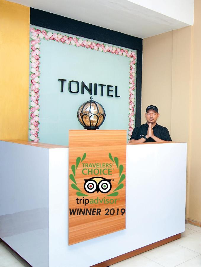 Tonitel Hotel Malioboro Jogjacarta Exterior foto